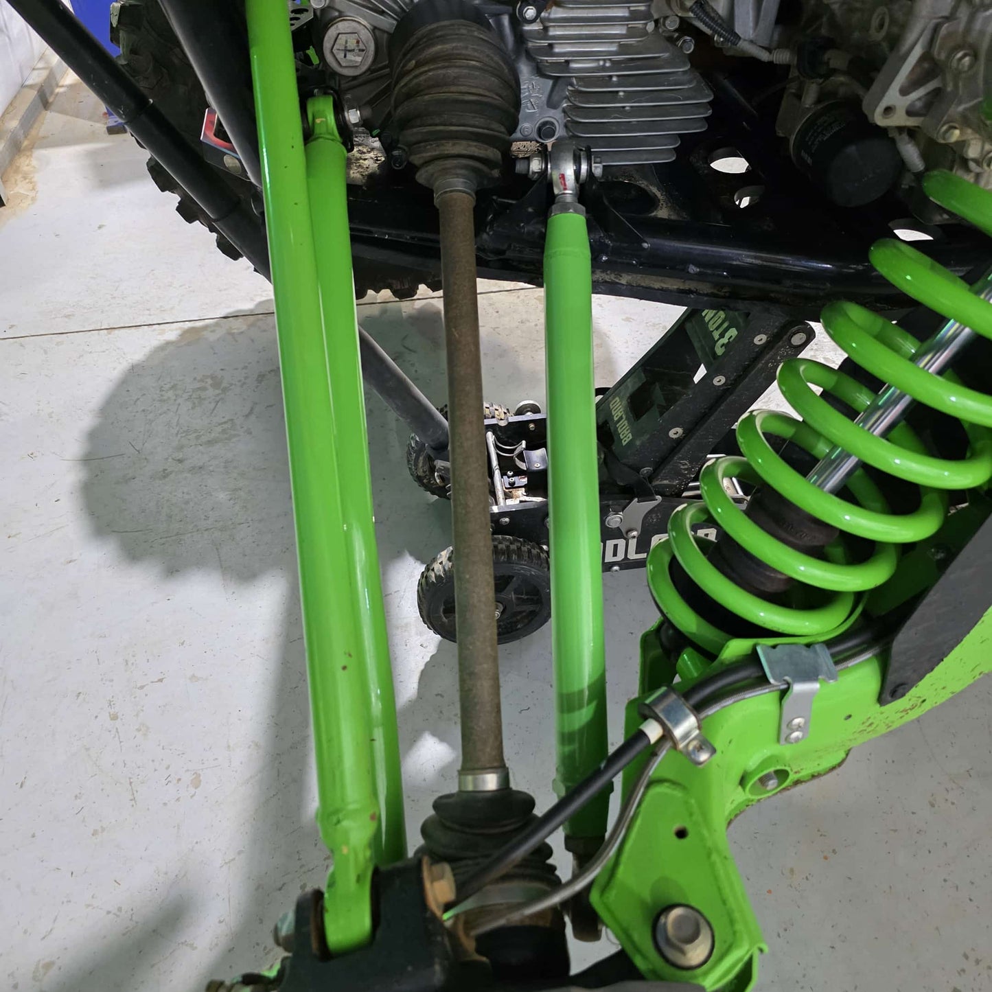 Area 15 designs Adjustable toe links for kawasaki H2 in Kawasaki green